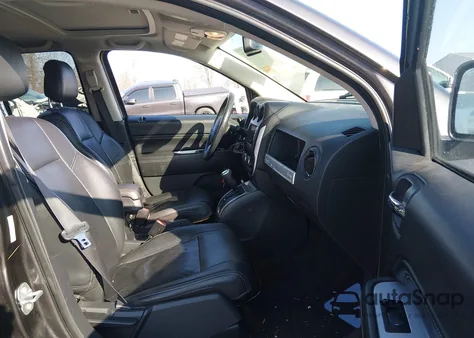 2017 Jeep Compass High Altitude Fwd from USA, damaged, VIN 1C4NJCEA4HD125853